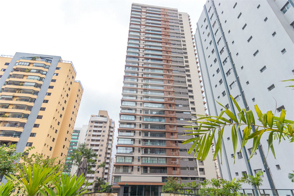 Apartamento à venda com 3 suítes em Brooklin, São Paulo, SP
