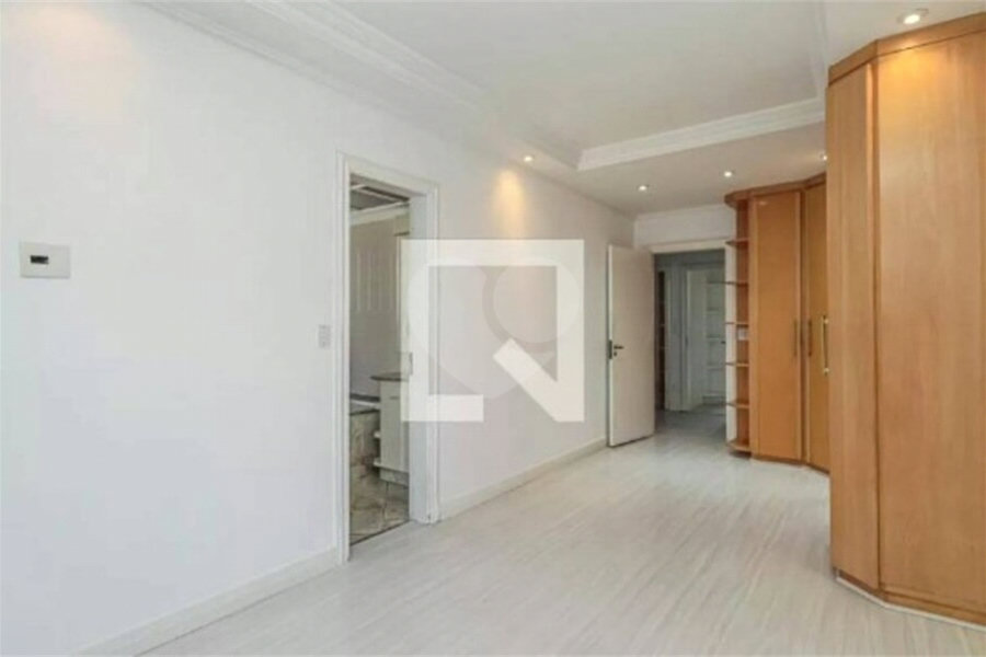 Apartamento à venda com 3 quartos, sendo 1 suíte, em Santa Paula, São Caetano do Sul, SP
