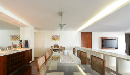 Apartamento à venda com 4 quartos, sendo 3 suítes,  em Jardim Paulista, São Paulo, SP