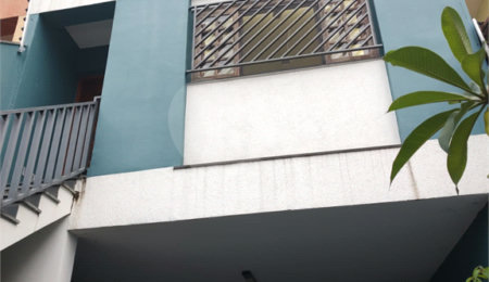 Sobrado à venda com 4 quartos, sendo 1 suíte,  em Horto, São Paulo, SP