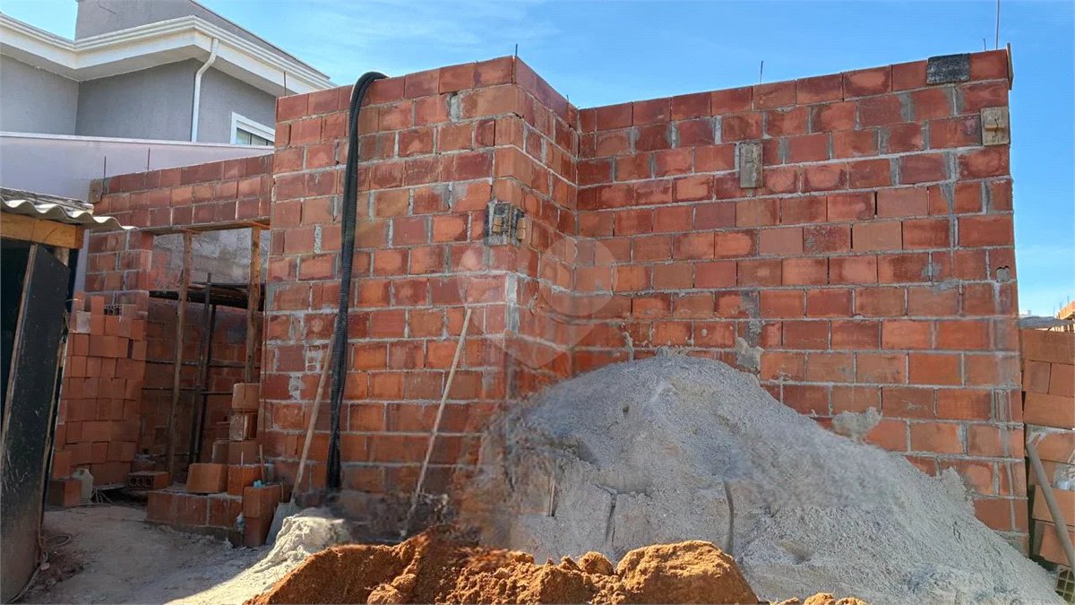 Casa à venda no Condominio Vivenda das Cerejeiras em Valinhos