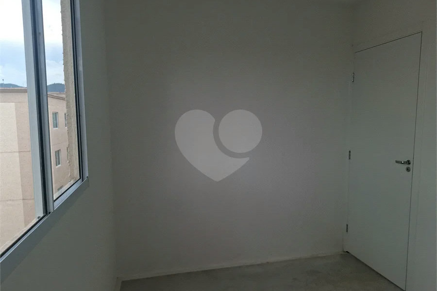 Apartamento à venda com 1 quarto em Tremembé, São Paulo, SP