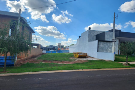 Terreno à venda no condomínio Volpi, Araraquara - SP