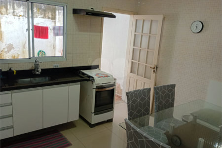 Casa à venda com 2 quartos no condomínio Cond Cesar Parque, Mogi das Cruzes - SP