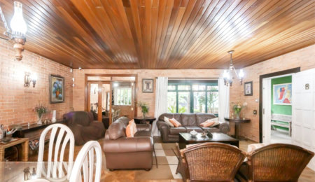 Casa à venda com 4 quartos, sendo 1 suíte,  em Vila Guarani (z Sul), São Paulo, SP