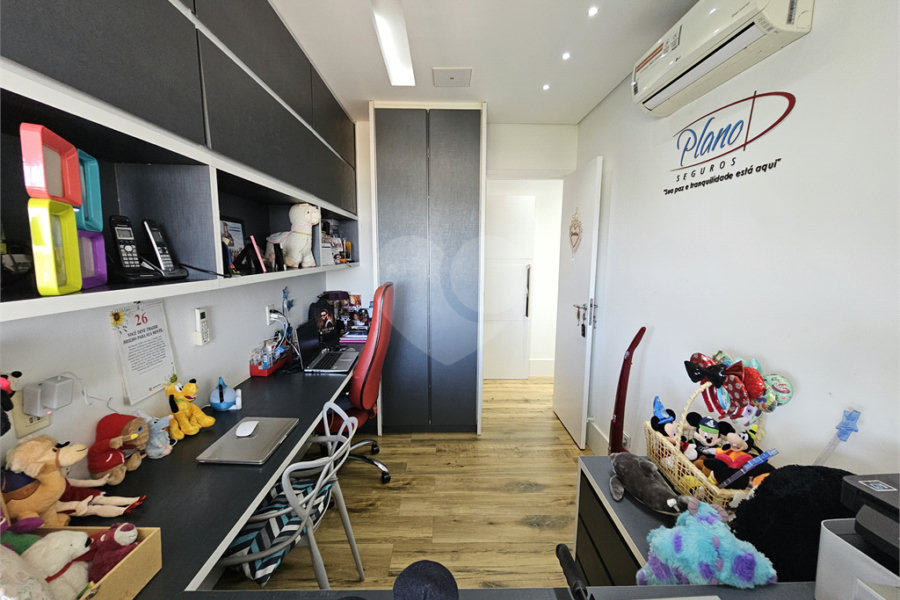 Apartamento à venda com 3 quartos, sendo 2 suítes, em Tremembé, São Paulo, SP