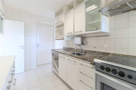Apartamento à venda com 4 quartos, sendo 2 suítes, em Jardim Marajoara, São Paulo, SP