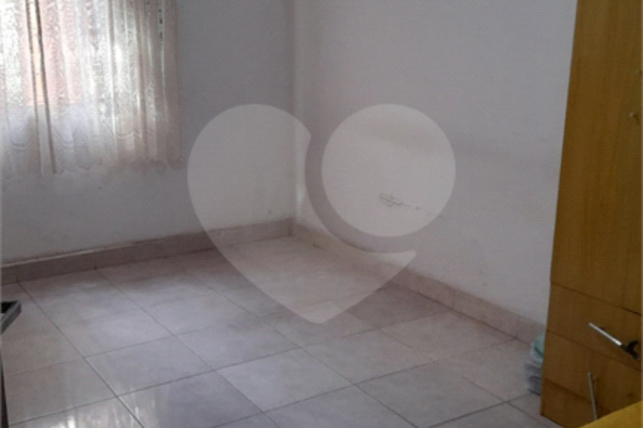 Casa de Vila à venda com 3 quartos, sendo 1 suíte, em Pari, São Paulo, SP