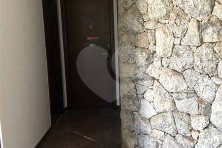 Sobrado à venda com 3 quartos, sendo 1 suíte, em Vila Trujillo, Sorocaba, SP