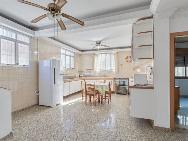 Casa à venda com 3 quartos, sendo 1 suíte,  em Brooklin, São Paulo, SP