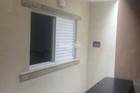 Casa à venda com 2 suítes em Nova Cerejeira, Atibaia, SP