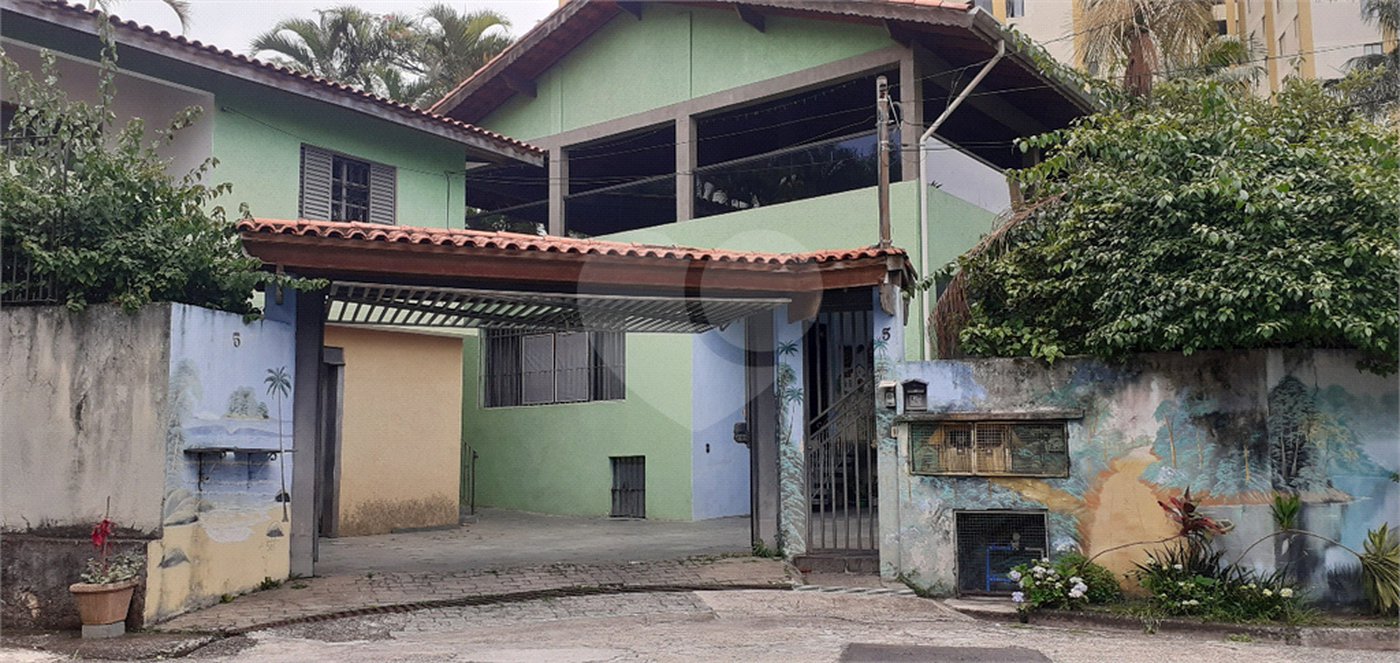 Casa à venda com 4 quartos, sendo 2 suítes,  em Parque Esmeralda, São Paulo, SP