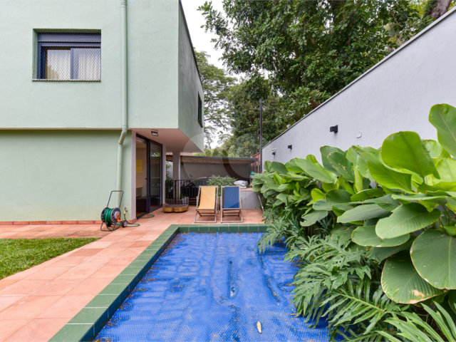 Sobrado à venda com 3 suítes em Alto da Boa Vista, São Paulo, SP