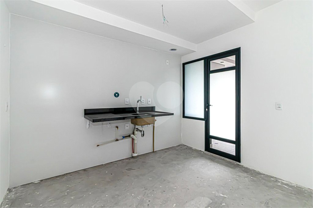 Apartamento à venda com 2 suítes em Pinheiros, São Paulo, SP