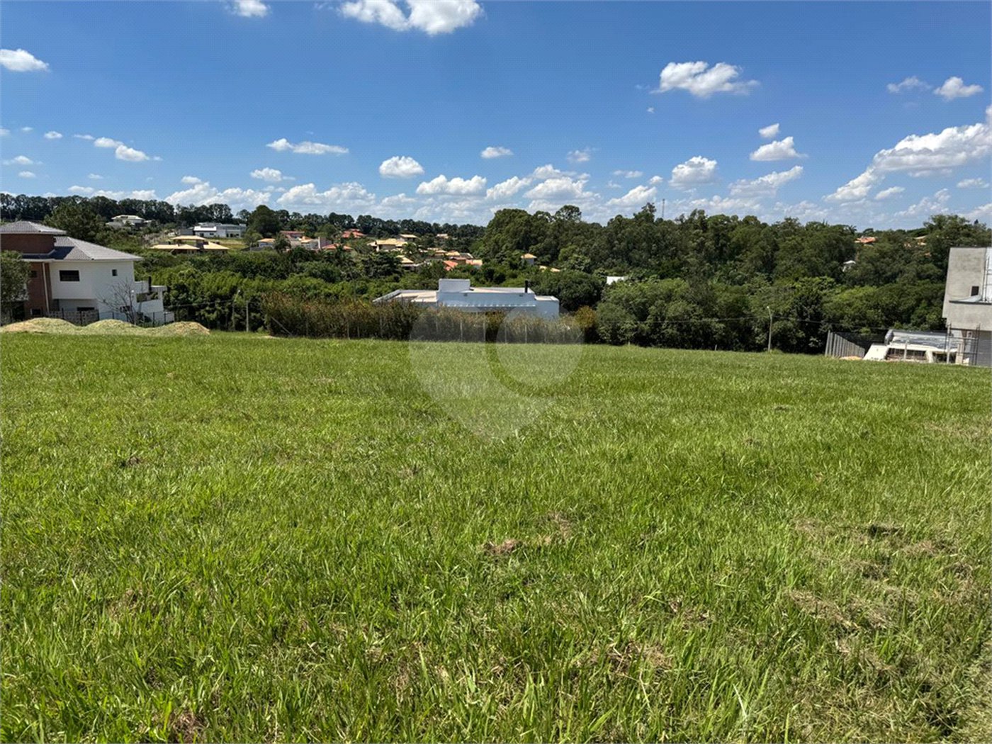 Terreno à venda no condomínio Residencial Dacha, Sorocaba - SP