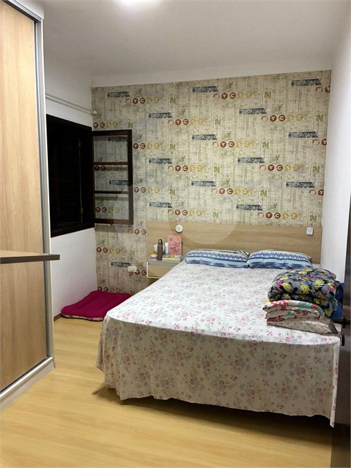 Sobrado à venda com 3 quartos em Montanhão, São Bernardo do Campo, SP