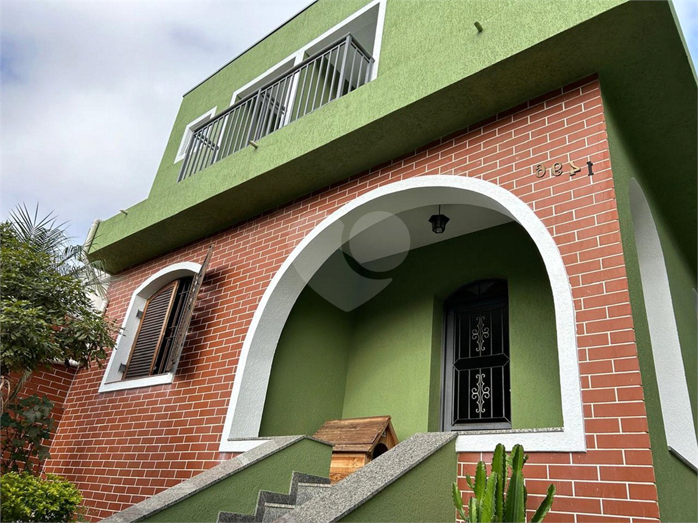 Sobrado à venda com 5 quartos, sendo 4 suítes, em Planalto Paulista, São Paulo, SP