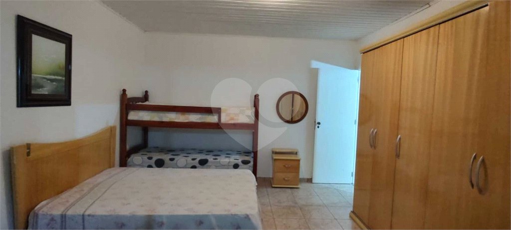 Chácara à venda com 5 quartos, sendo 2 suítes, no Centro, Piracaia, SP