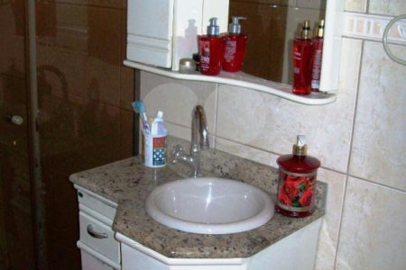 Sobrado à venda com 2 quartos, sendo 1 suíte, em Vila Vitório Mazzei, São Paulo, SP