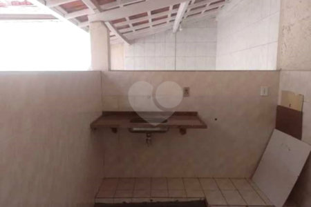 Casa Térrea à venda com 2 quartos em Jardim Sandra, Sorocaba, SP