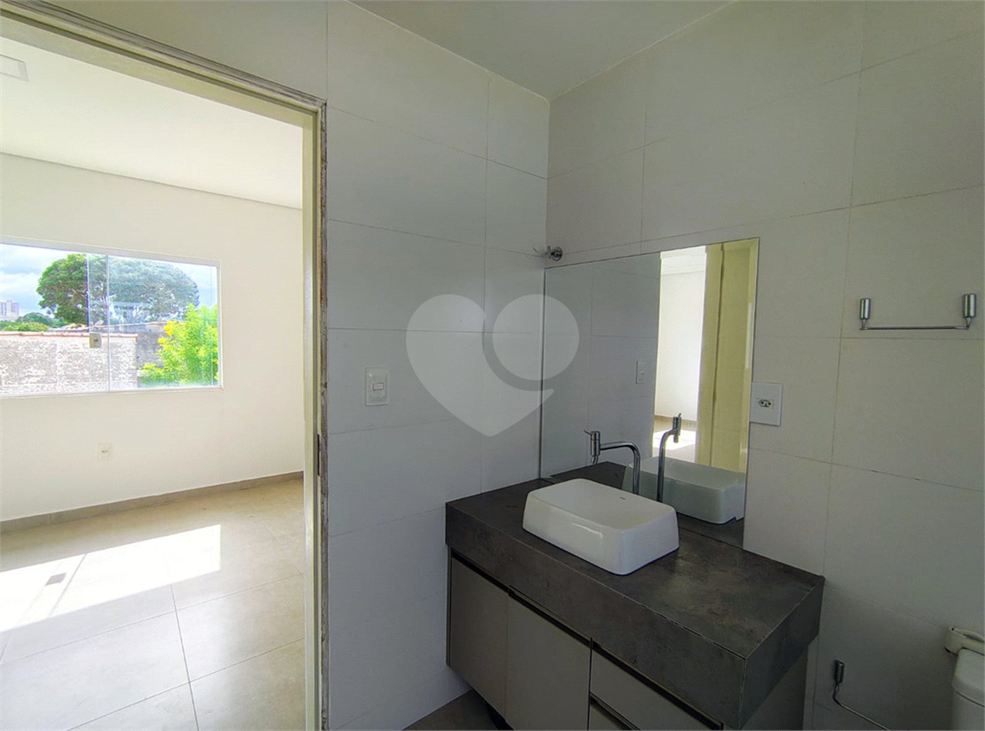 Casa à venda com 3 quartos, sendo 1 suíte, no condomínio Residencial Panorama- Jundiai, Jundiaí - SP