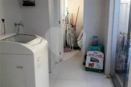 Casa à venda com 4 quartos, sendo 1 suíte, no condomínio Urbanova Premium, São José dos Campos - SP