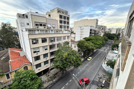 Apartamento à venda com 4 quartos, sendo 1 suíte, em Tijuca, Rio de Janeiro, RJ