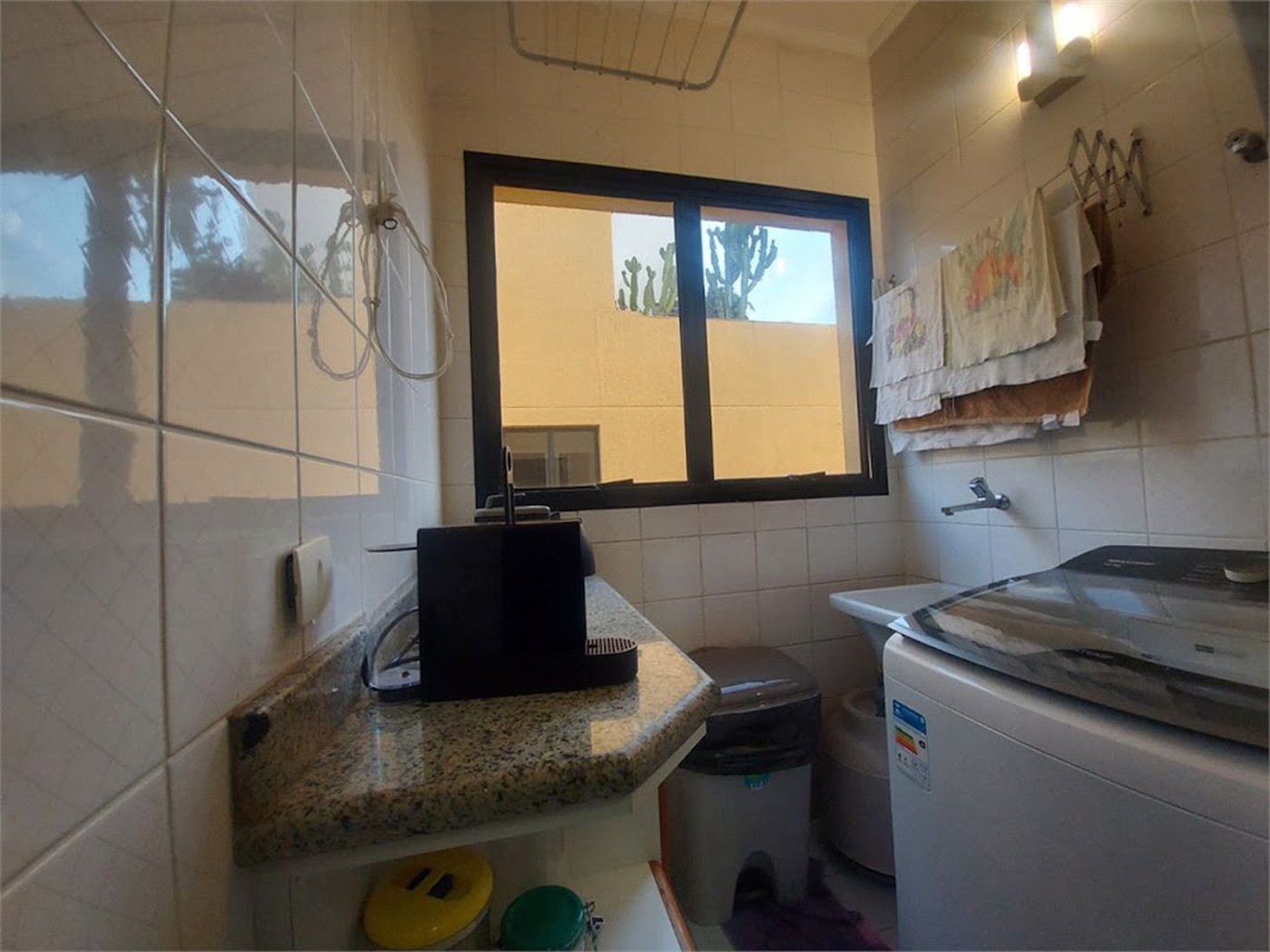Apartamento Residencial à venda, Enseada, Guarujá - AP0517.