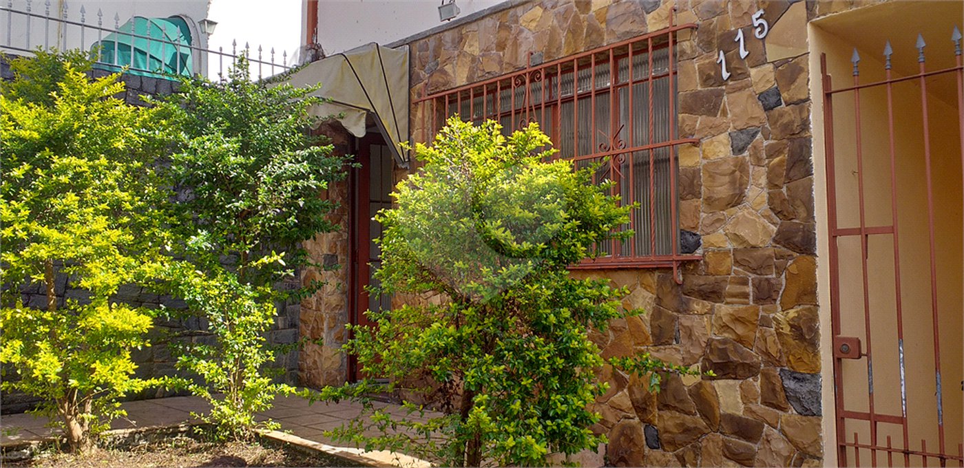 Sobrado à venda com 2 quartos em Santana, São Paulo, SP