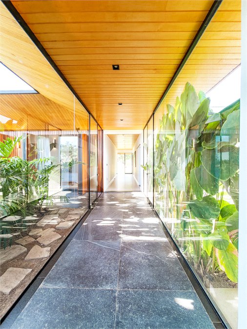 Casa à venda com 3 suítes no condomínio Primavera, Salto - SP