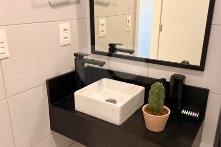 Apartamento à venda com 2 suítes em Jurerê, Florianópolis, SC