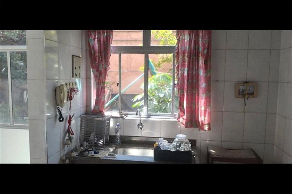 Sobrado à venda com 4 quartos em Vila Santa Edwiges, São Paulo, SP