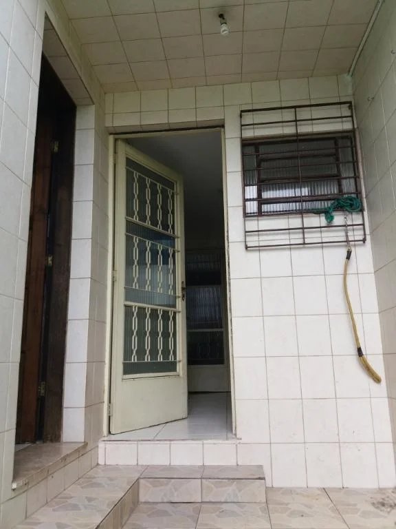 Sobrado à venda com 3 quartos, sendo 1 suíte, em Jardim Maria Duarte, São Paulo, SP