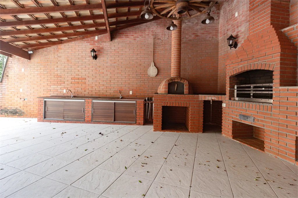 Apartamento à venda com 4 quartos, sendo 2 suítes,  em Jardim Parque Morumbi, São Paulo, SP