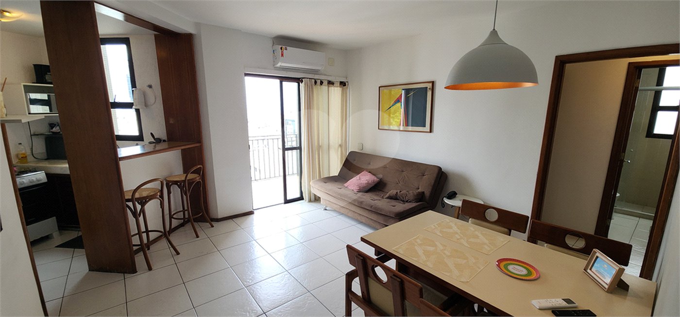 Apartamento à venda com 2 quartos, sendo 1 suíte, em Copacabana, Rio de Janeiro, RJ