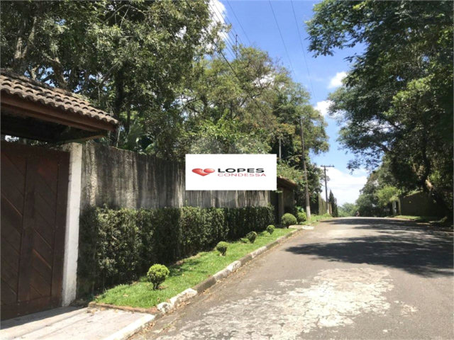 Casa à venda com 7 quartos, sendo 3 suítes,  no condomínio Sausalito, Mairiporã - SP