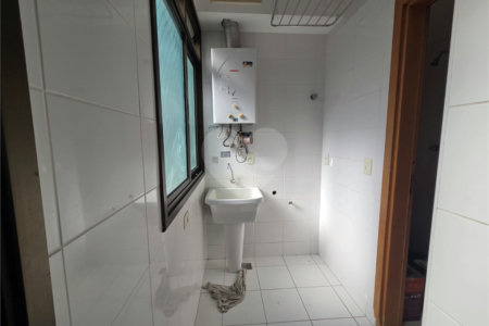 Cobertura à venda ou para alugar com 4 quartos, sendo 1 suíte,  em Tijuca, Rio de Janeiro, RJ