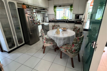 Casa à venda com 3 suítes no Centro, Balsas, MA