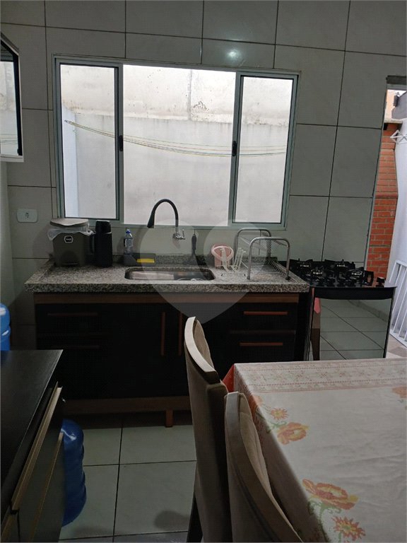 Casa à venda com 2 quartos no condomínio Pátio Boulevard, Poá - SP