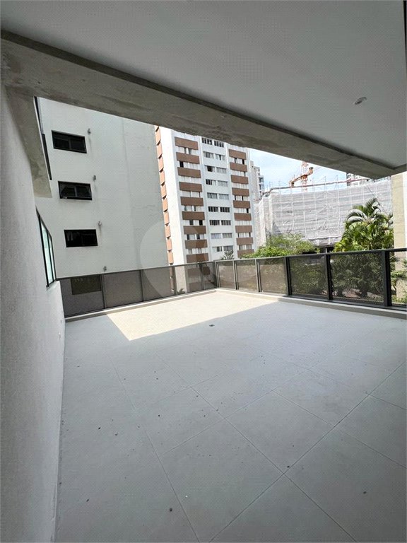 Apartamento à venda com 1 quarto em Moema, São Paulo, SP