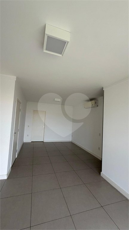 Apartamento à venda com 3 quartos em Vila Almeida, Indaiatuba, SP