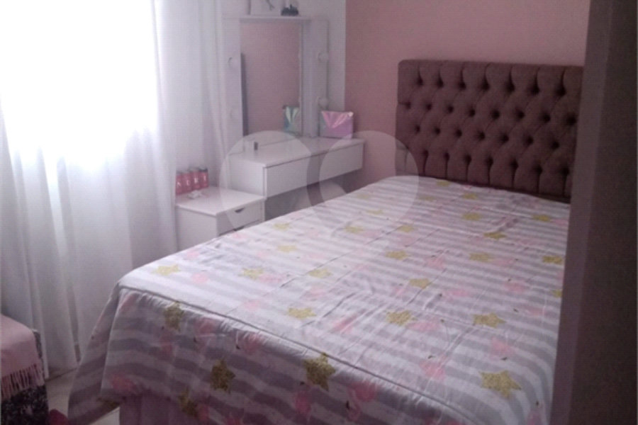 Sobrado à venda com 6 quartos em Horto, São Paulo, SP