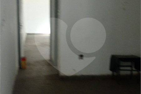 Sobrado à venda ou para alugar com 4 quartos em Água Branca, São Paulo, SP