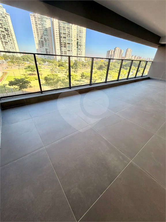 Apartamento à venda com 4 quartos, sendo 3 suítes, em Água Branca, São Paulo, SP