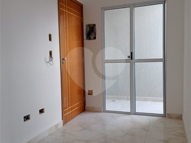 Casa à venda com 1 quarto no condomínio Regina, São Paulo - SP