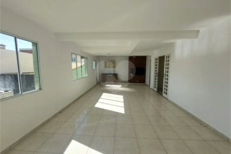 Casa à venda com 3 quartos em Vila Isabel Eber, Jundiaí, SP