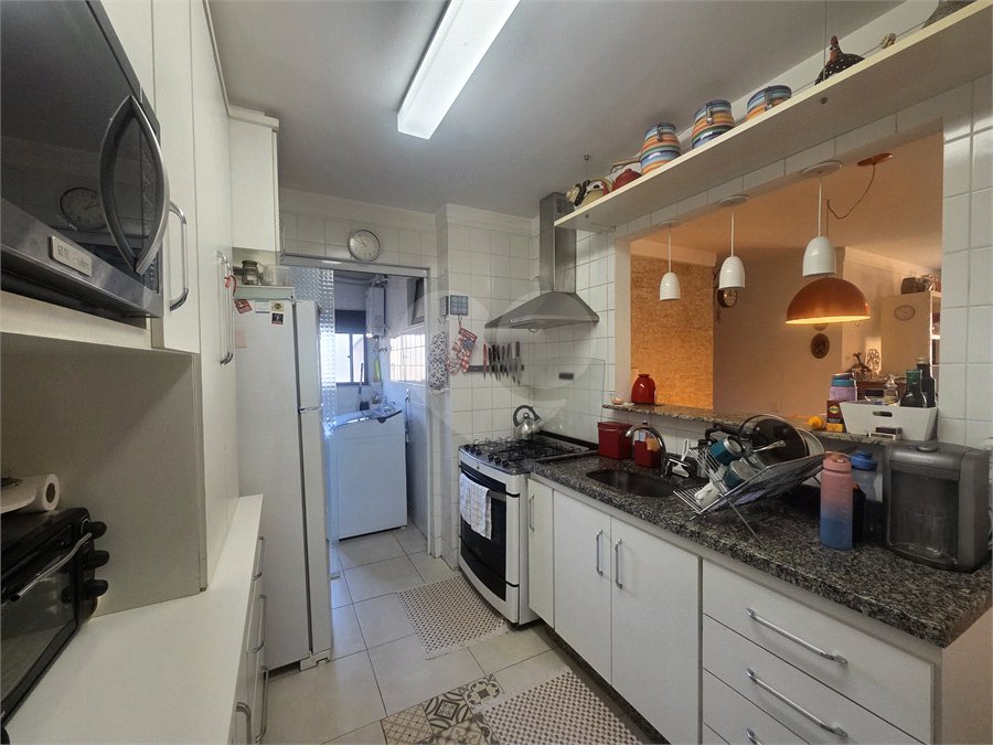 Apartamento à venda com 3 quartos, sendo 1 suíte, em Alto da Boa Vista, São Paulo, SP