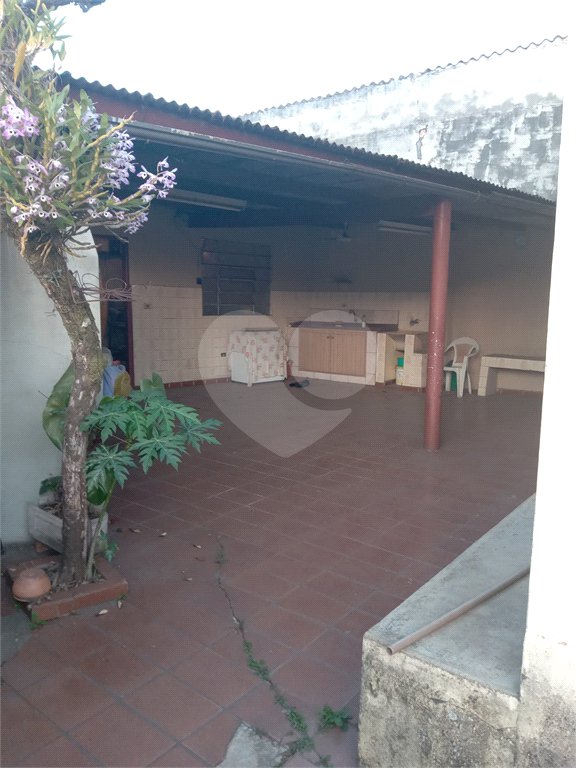 Casa à venda ou para alugar com 2 quartos no Centro, Mairiporã, SP