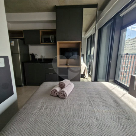 Apartamento com 18 m², 1 quarto, à venda na Bela Vista