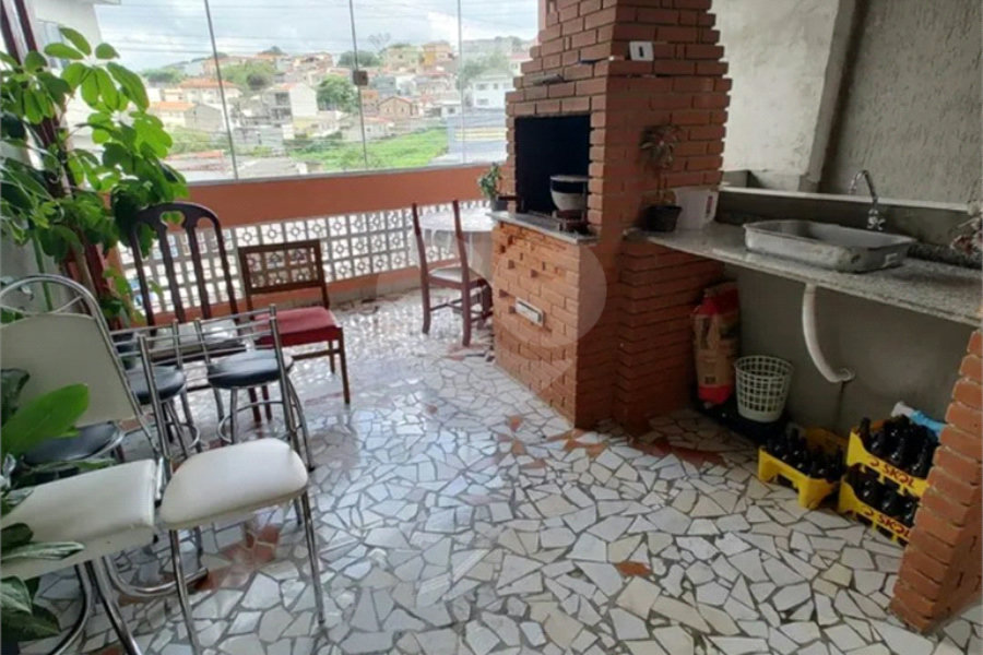 Casa à venda com 2 quartos, sendo 1 suíte, em Parque Maria Domitila, São Paulo, SP